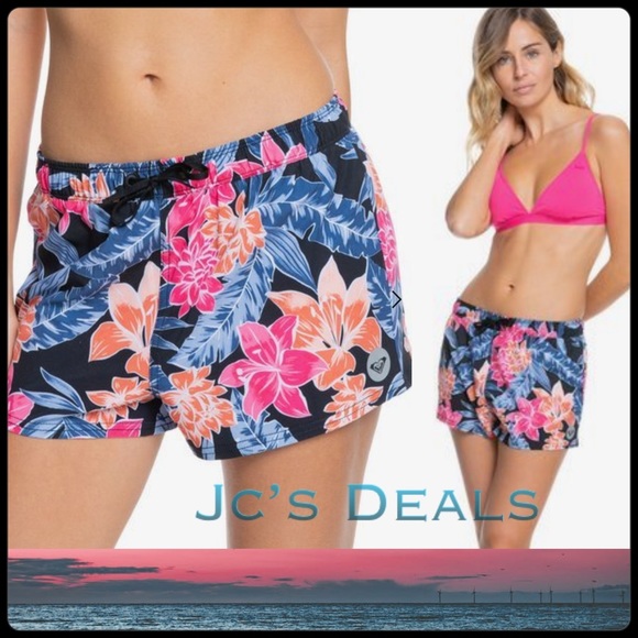 🌸 ROXY- HIBISCUS FLOWER Boardshort 2" Boardshorts for Women 🌸 - Picture 1 of 6